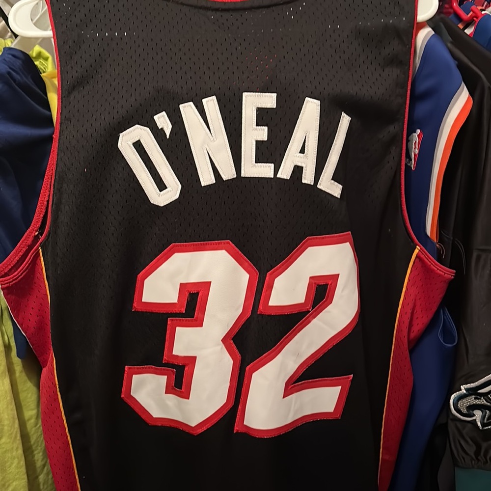 Jersey - Picture 2 of 4